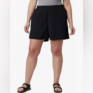 COLUMBIA Sandy River Shorts (L)